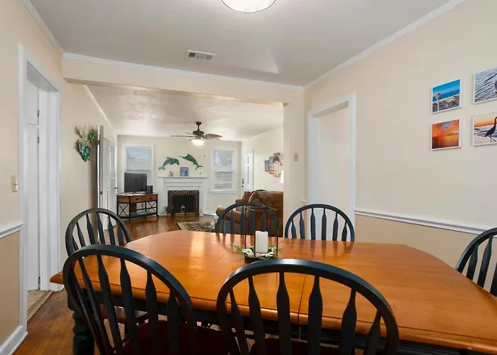 Dolphina House Pensacola